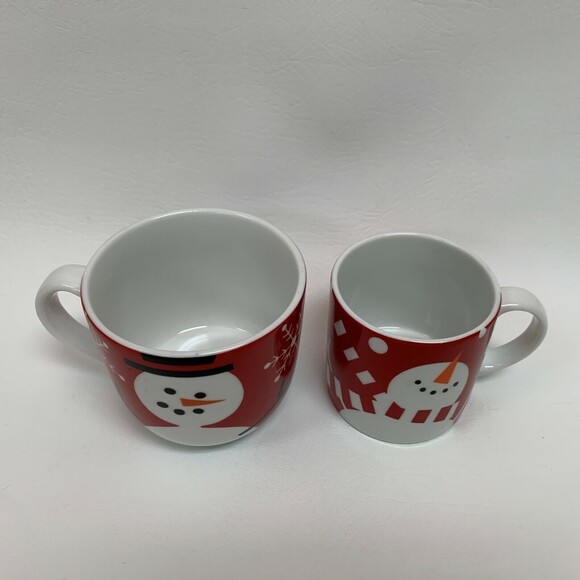 Crate & Barrel Cups Red White Snow Snowman Porcelain Made in Bangladesh Lot of 2 - Picture 2 of 8